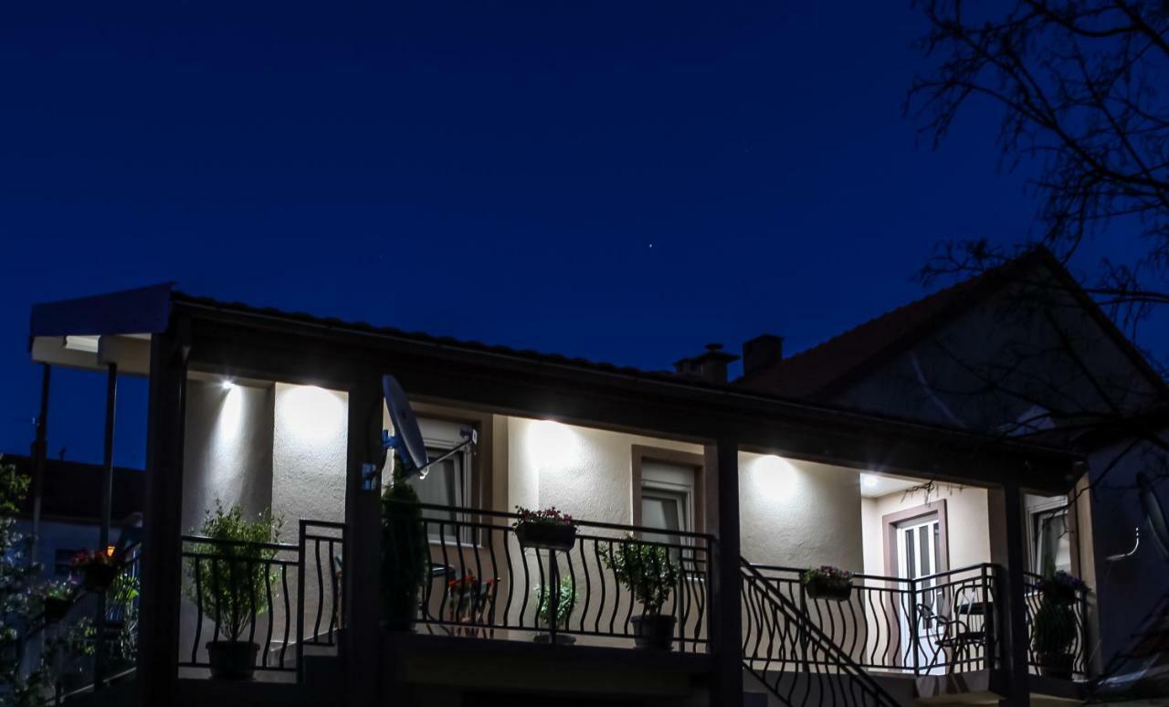 סטינג'ה Apartman Kaca מראה חיצוני תמונה